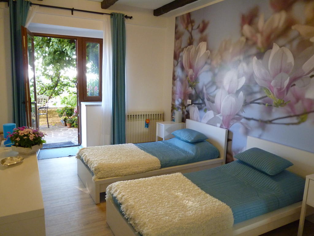 Casa Dodic Bed and Breakfast Τεργέστη Δωμάτιο φωτογραφία